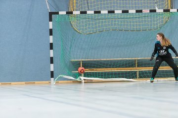 Bild 429 - F Loewinnen Hallen Cup